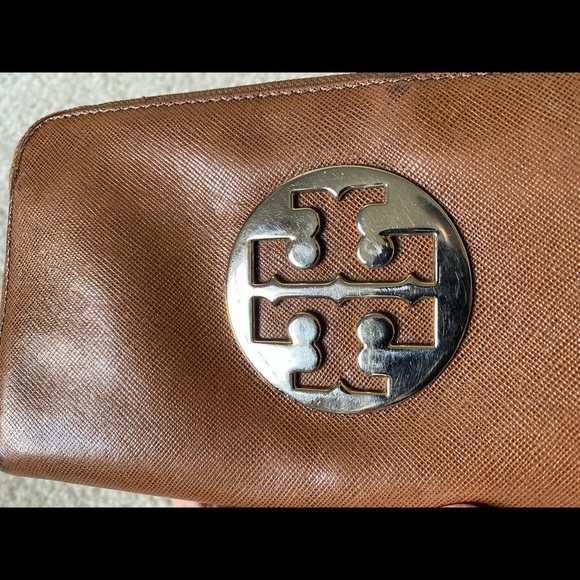 Tory Burch Saffiano Leather Continental Wallet - Picture 5 of 8